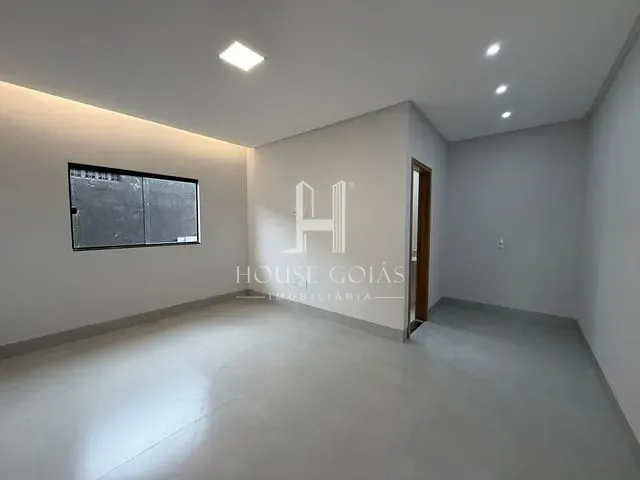 Casa com 372m² 3 quartos e 1 banheiro, à venda, no bairro Jardim Nova Era em Aparecida de Goiânia