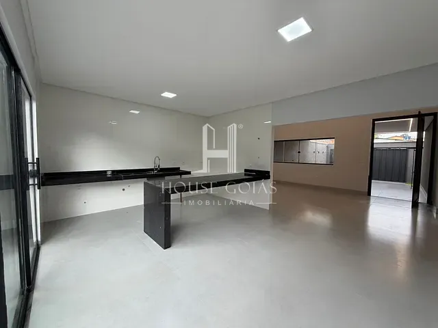 Casa com 372m² 3 quartos e 1 banheiro, à venda, no bairro Jardim Nova Era em Aparecida de Goiânia