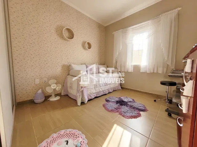 Casa com 200m² 3 quartos e 1 banheiro, à venda, no bairro Jardim Ipê em Andradas