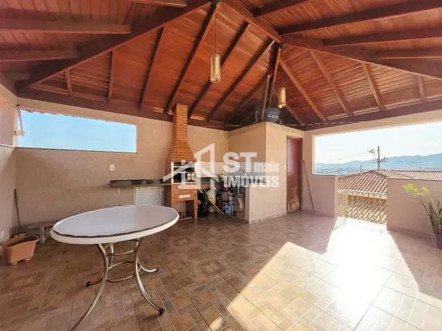 Casa com 200m² 3 quartos e 1 banheiro, à venda, no bairro Jd Ipe em Andradas