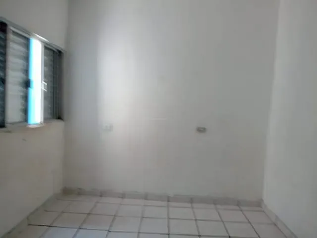 Casa com 165m² 4 quartos e 3 banheiros, à venda, no bairro Sítio dos Vianas em Santo André