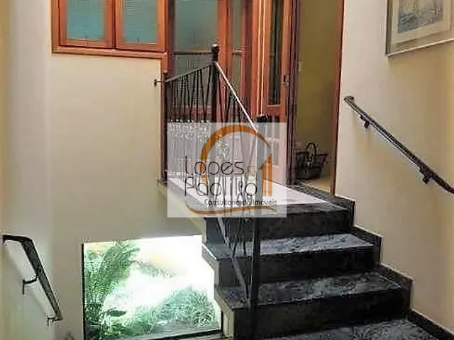 Casa com 1080m² 4 quartos e 4 banheiros, à venda, no bairro Jardim Flamboyant em Atibaia