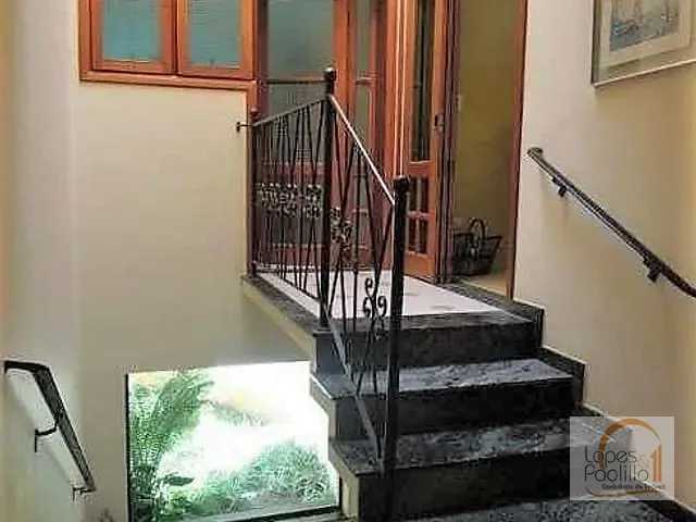Casa com 1080m² 4 quartos e 4 banheiros, à venda, no bairro Jardim Flamboyant em Atibaia
