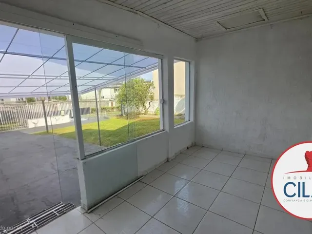 Casa 3 quartos e 1 banheiro, para alugar, no bairro São Braz em Curitiba
