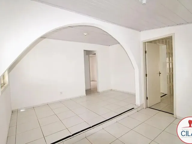 Casa 3 quartos e 1 banheiro, para alugar, no bairro São Braz em Curitiba