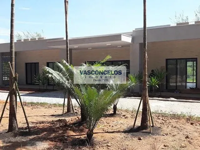 Casa com 500m² 4 quartos e 5 banheiros, à venda, no bairro Parque Residencial Maria Elmira em Caçapava