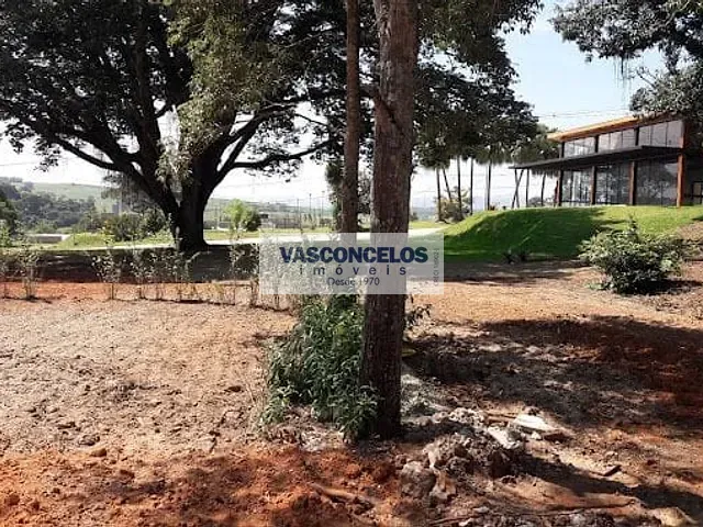 Casa com 500m² 4 quartos e 5 banheiros, à venda, no bairro Parque Residencial Maria Elmira em Caçapava