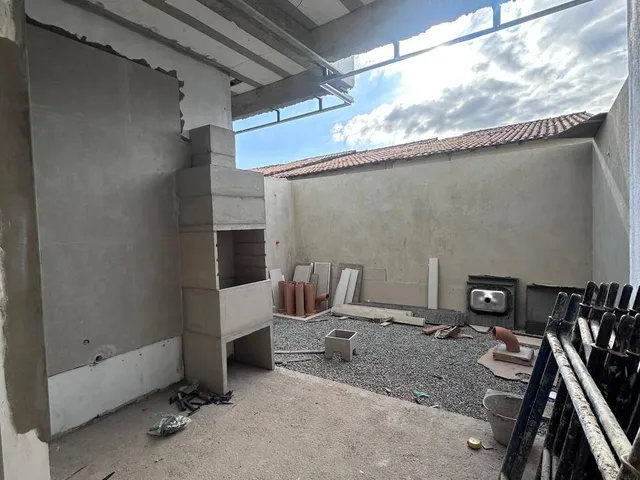 Casa 3 quartos e 3 banheiros, à venda, no bairro Jardim Vitória em Macaé