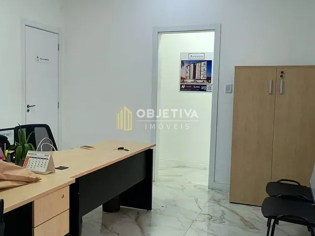 Casa com 494m², à venda, no bairro Rio Branco em Novo Hamburgo