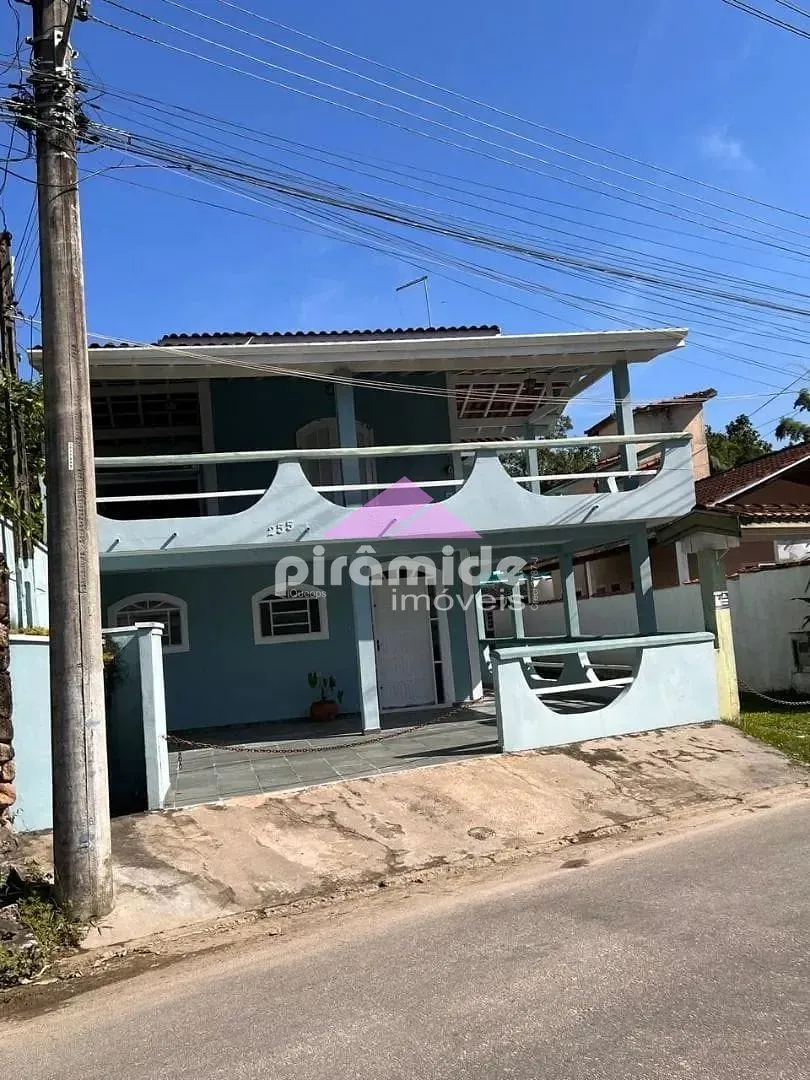 Casa, 3 quartos, 180 m² - Foto 1