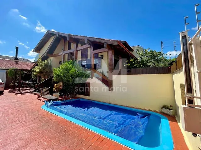 Casa com 267m² 3 quartos e 2 banheiros, para alugar, no bairro Maria Goretti em Chapecó