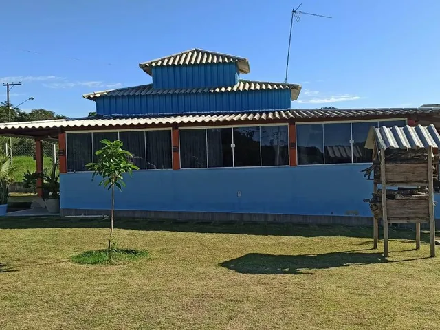 Casa 1 quarto e 2 banheiros, à venda, no bairro Nova Cidade em Macaé
