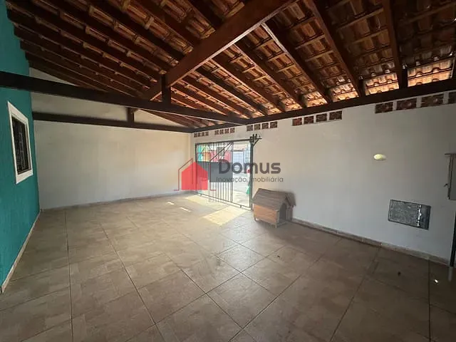 Casa com 200m² 2 quartos e 2 banheiros, à venda, no bairro Residencial Parque das Palmeiras em Pindamonhangaba