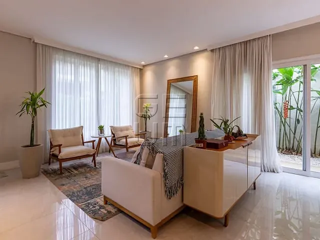 Casa com 374m² 3 quartos e 5 banheiros, à venda, no bairro Esperança em Londrina