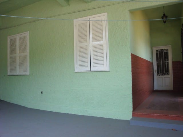 Casa à venda, no bairro QUISSAMA em Petropolis