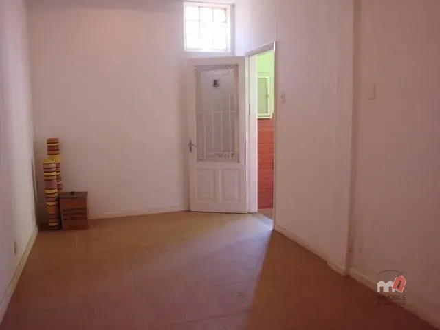Casa à venda, no bairro QUISSAMA em Petropolis