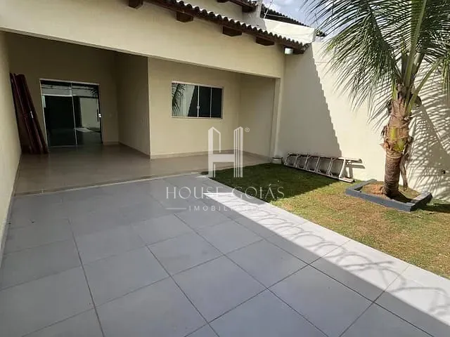 Casa com 180m² 3 quartos e 2 banheiros, à venda, no bairro Setor Cristina II Expansão em Trindade