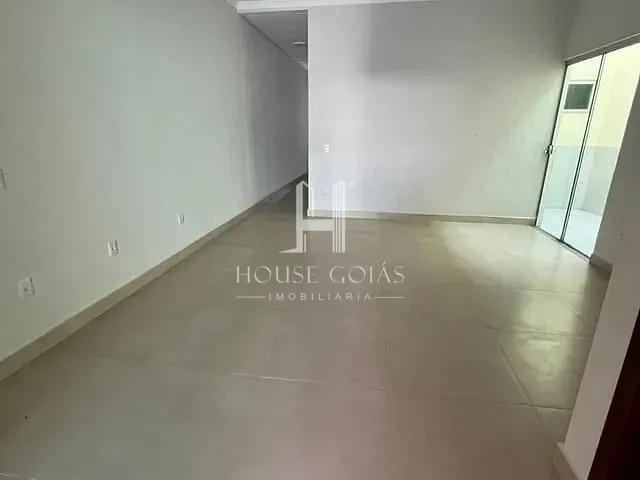 Casa com 180m² 3 quartos e 2 banheiros, à venda, no bairro Setor Cristina II Expansão em Trindade