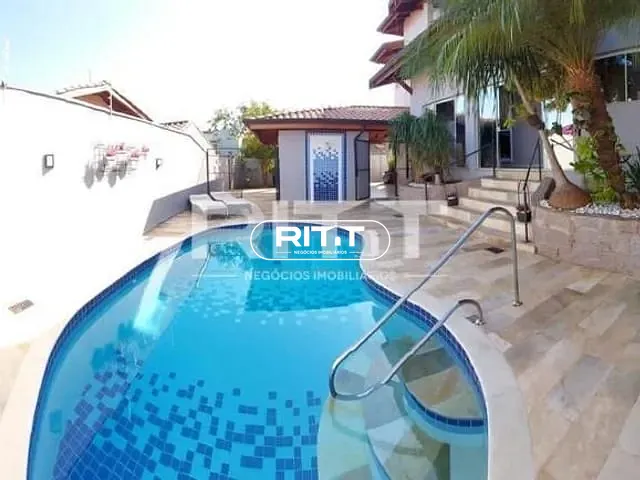 Casa com 362m² 5 quartos e 6 banheiros, à venda, no bairro Mansões Santo Antônio em Campinas