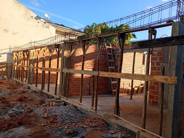 Casa 3 quartos e 3 banheiros, à venda, no bairro Lagoa em Macaé