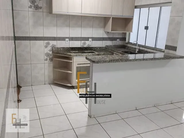 Casa 2 quartos e 1 banheiro, à venda, no bairro Residencial Solar Ville em Goiânia