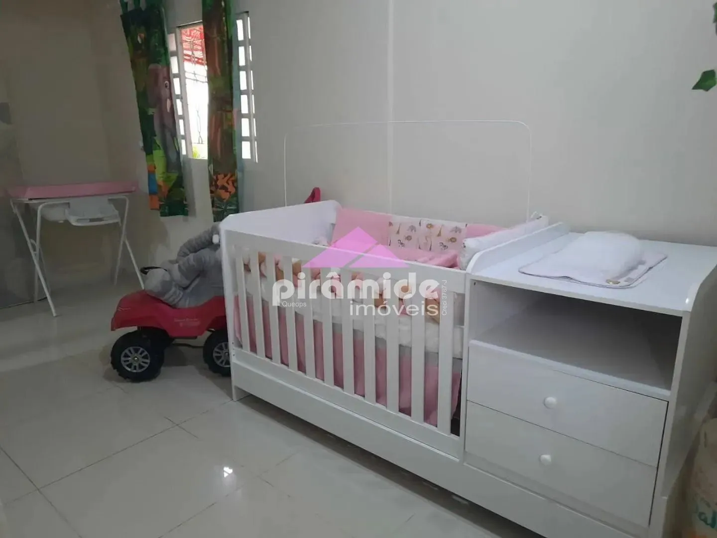 Casa, 3 quartos, 285 m² - Foto 15