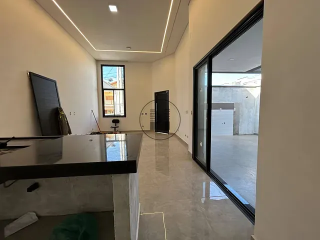 Casa 3 quartos e 2 banheiros, à venda, no bairro Morada dos Nobres em Taubaté