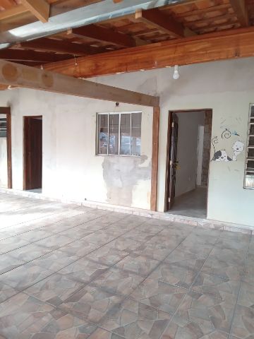 Casa com 310m² 2 quartos e 1 banheiro, à venda, no bairro Centro em Pindamonhangaba