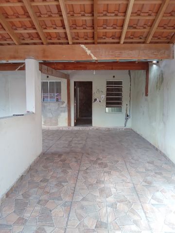 Casa com 310m² 2 quartos e 1 banheiro, à venda, no bairro Centro em Pindamonhangaba