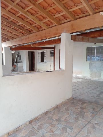 Casa com 310m² 2 quartos e 1 banheiro, à venda, no bairro Centro em Pindamonhangaba