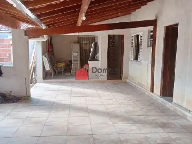 Casa com 310m² 2 quartos e 1 banheiro, à venda, no bairro Centro em Pindamonhangaba