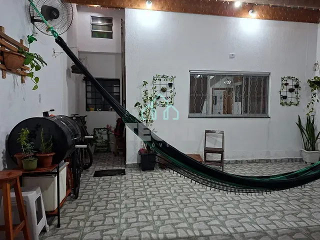 Casa 3 quartos e 2 banheiros, à venda, no bairro Parque Aeroporto em Taubaté