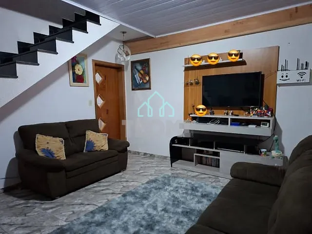 Casa 3 quartos e 2 banheiros, à venda, no bairro Parque Aeroporto em Taubaté