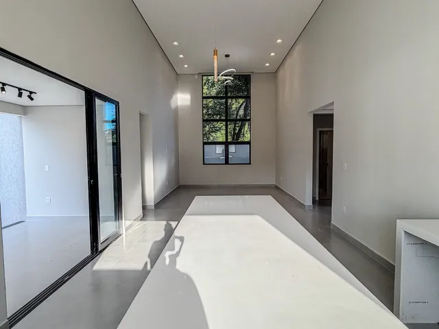 Casa com 441m² 4 quartos e 4 banheiros, à venda, no bairro Viverde I em Rio das Ostras