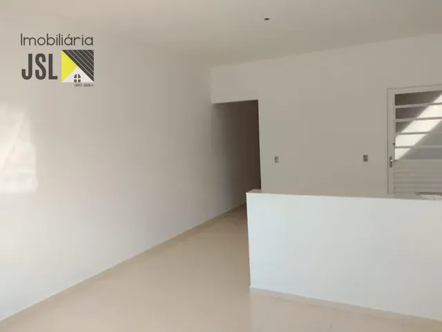 Casa com 125m² 2 quartos e 1 banheiro, para alugar, no bairro Village das Flores em Caçapava