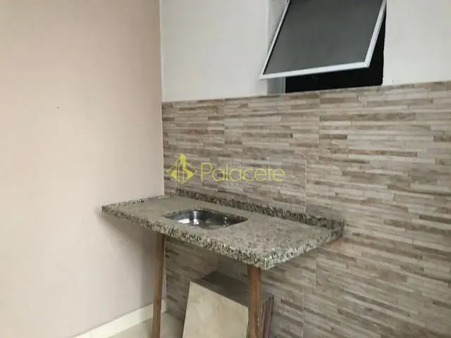 Casa com 150m² 3 quartos e 2 banheiros, à venda, no bairro Parque das Nações em Pindamonhangaba