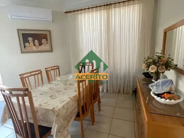 Casa com 390m², à venda, no bairro Aeroporto em Araçatuba