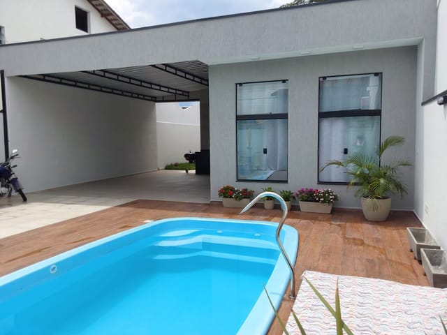 Casa com 250m² 3 quartos e 2 banheiros, à venda, no bairro Residencial e Comercial Jardim Yassuda em Pindamonhangaba