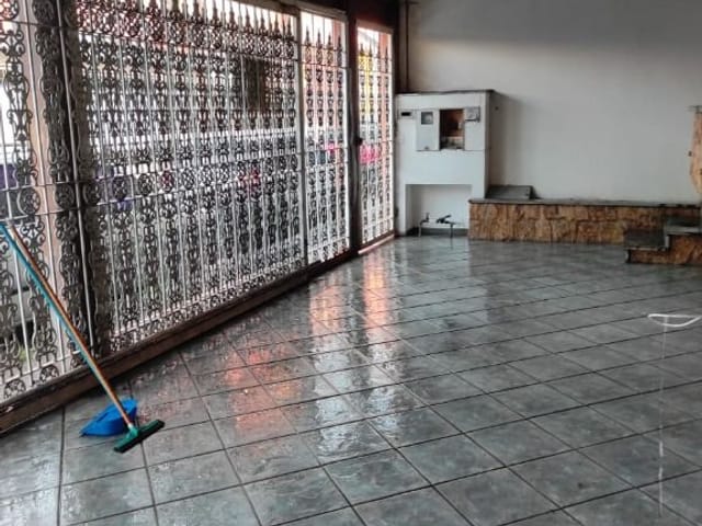 Casa com 200m² 3 quartos e 2 banheiros, à venda, no bairro Conceição em Osasco