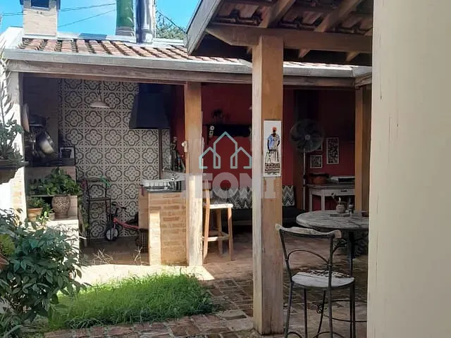 Casa 3 quartos e 2 banheiros, à venda, no bairro Parque São Cristóvão em Taubaté