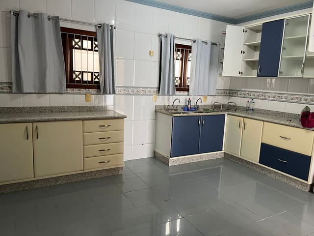 Casa 2 quartos e 4 banheiros, à venda, no bairro Parque Turf Club em Campos dos Goytacazes