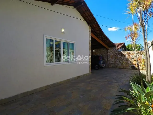 Casa com 360m² 4 quartos e 3 banheiros, à venda, no bairro Planalto em Belo Horizonte