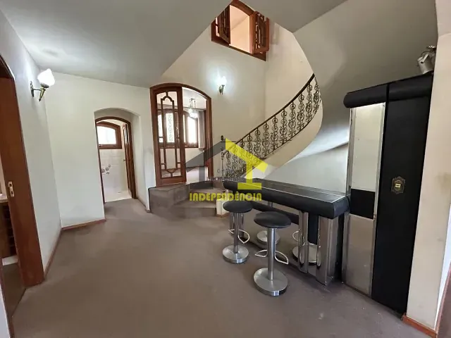 Casa com 420m² 3 quartos e 3 banheiros, à venda, no bairro Nova Itatiba em Itatiba