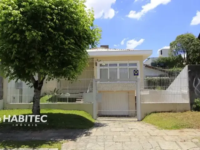 Casa com 336m² 3 quartos e 5 banheiros, à venda, no bairro Água Verde em Curitiba