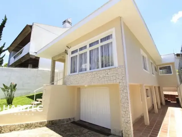 Casa com 336m² 3 quartos e 5 banheiros, à venda, no bairro Água Verde em Curitiba