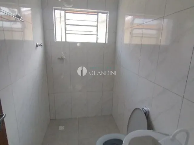 Casa com 300m² 3 quartos e 1 banheiro, à venda, no bairro Parque Das Paineiras em Artur Nogueira