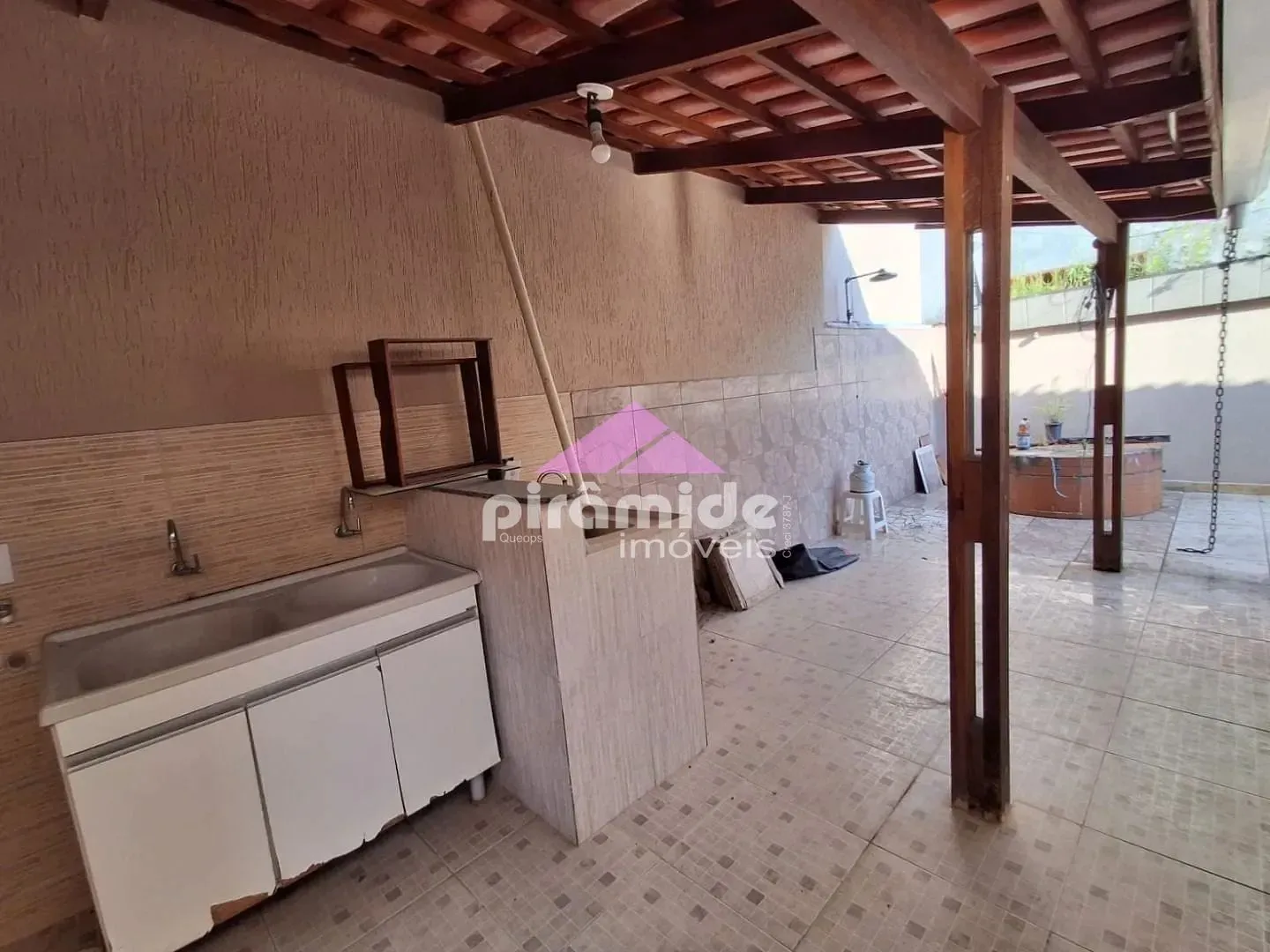 Casa, 3 quartos, 200 m² - Foto 9