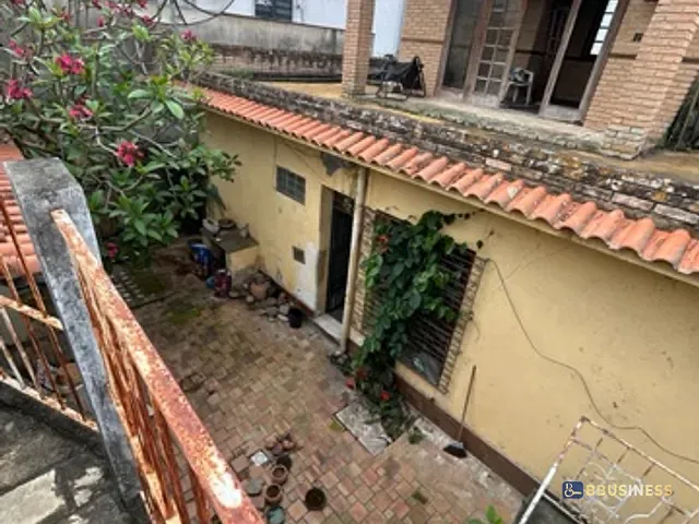 Casa com 360m², à venda, no bairro Centro em Campos dos Goytacazes