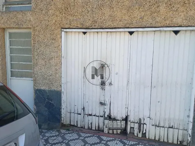 Sobrado 3 quartos e 1 banheiro, à venda, no bairro Centro em Guaratinguetá