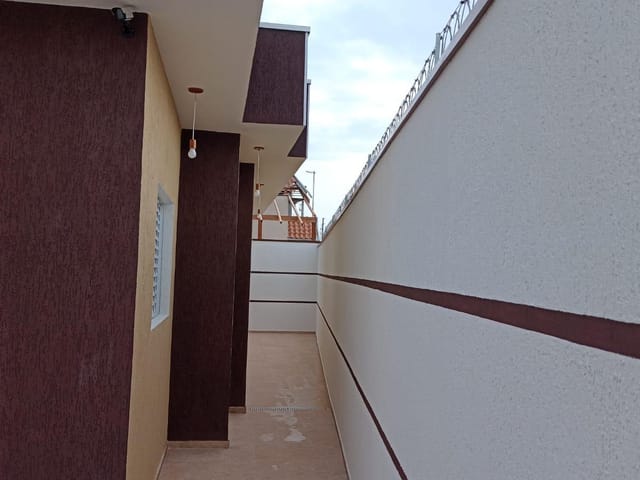 Casa com 176m² 3 quartos e 2 banheiros, à venda, no bairro Loteamento Residencial e Comercial Flamboyant em Pindamonhangaba